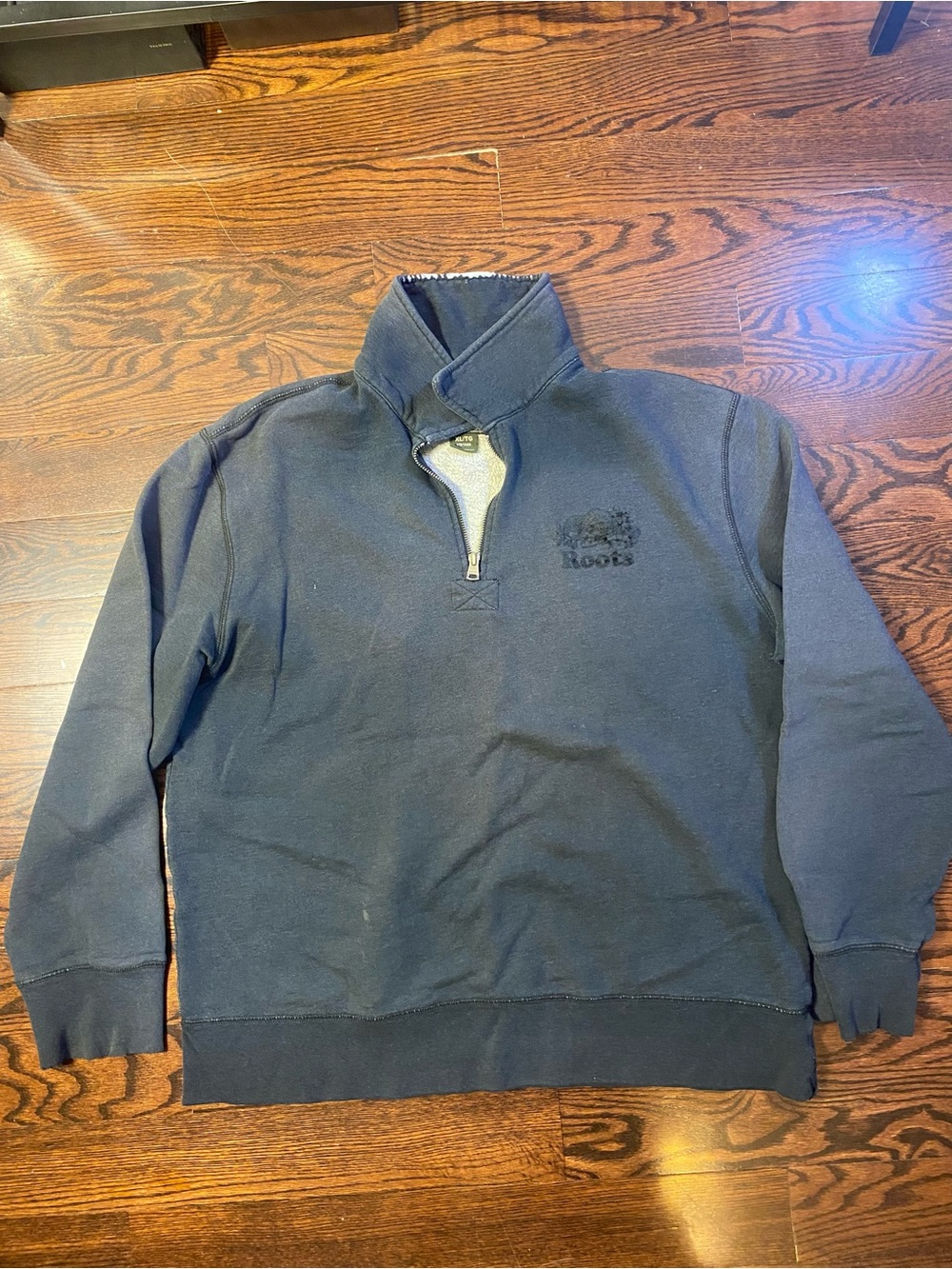 Vintage Roots Canada black / grey Quarter Zip Sweatshirt Adult Size XL